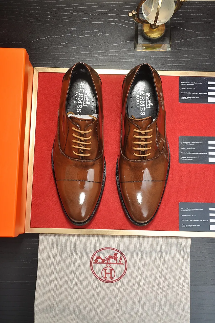 Men's shoes💰460💶[HERMES] (sheepskin lining)🍀Italian top luxury🍀He does not pursue novel styles and gorgeous colors, but attracts the favor of successful men with his flawless, elegant and classic style! This very, very comfortable, simple and stable style makes it easy to match any style! The pattern is absolutely 1:1 refined from the original case, and we strive for excellence in materials, imported cowhide + sheepskin lining💪💪💪extraordinary texture👍! .Black Brown Size: 38-45 (45 customized)